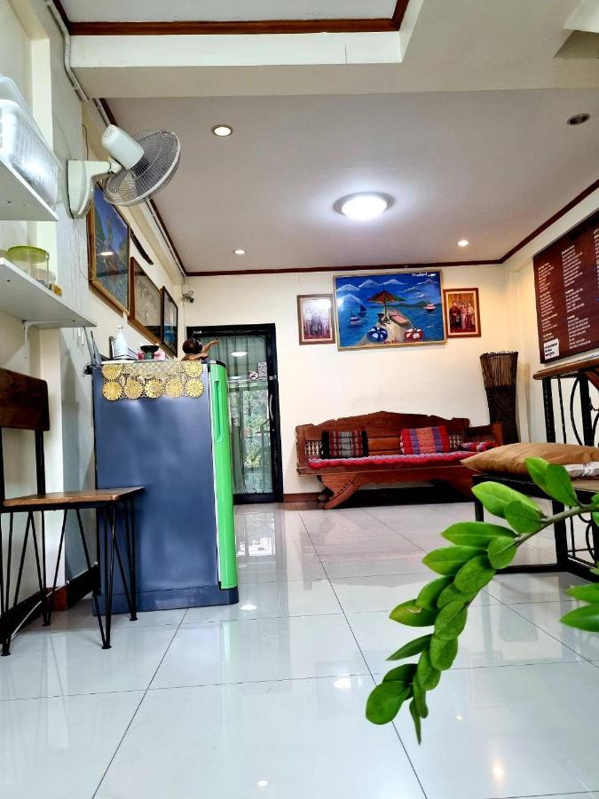 T2B Hostel شيانغ ماي المظهر الخارجي الصورة