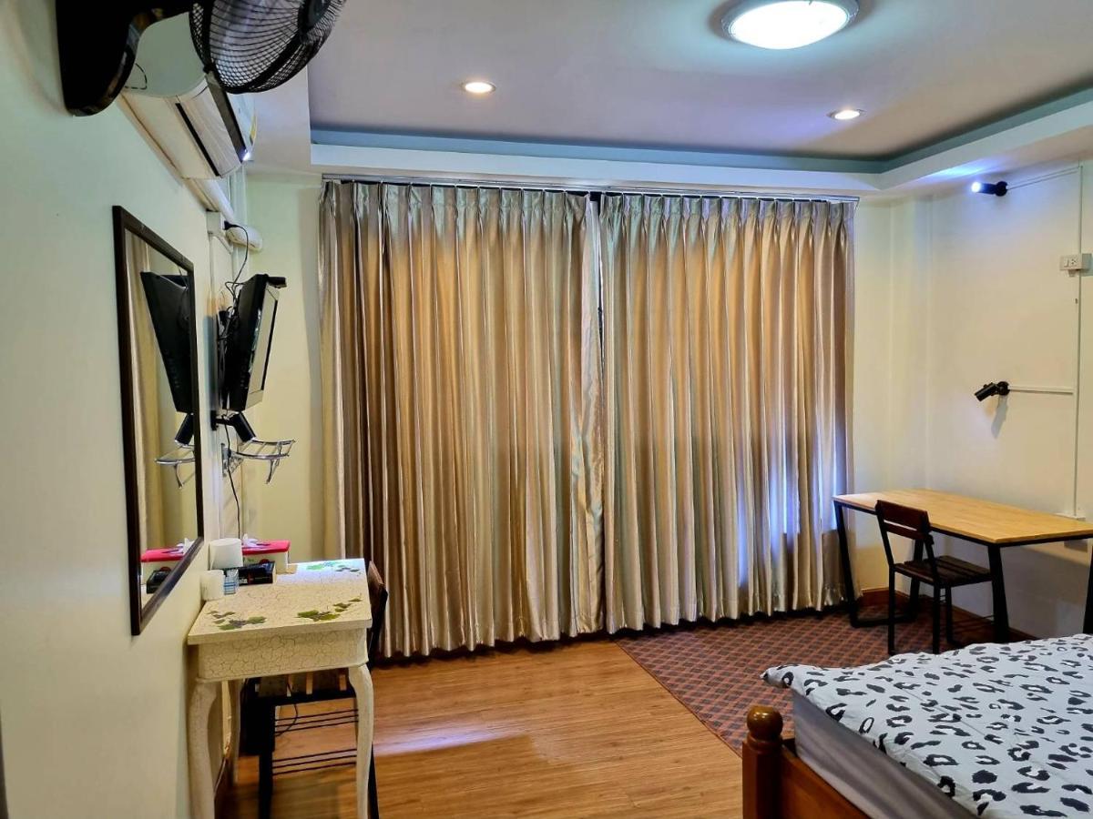 T2B Hostel شيانغ ماي المظهر الخارجي الصورة