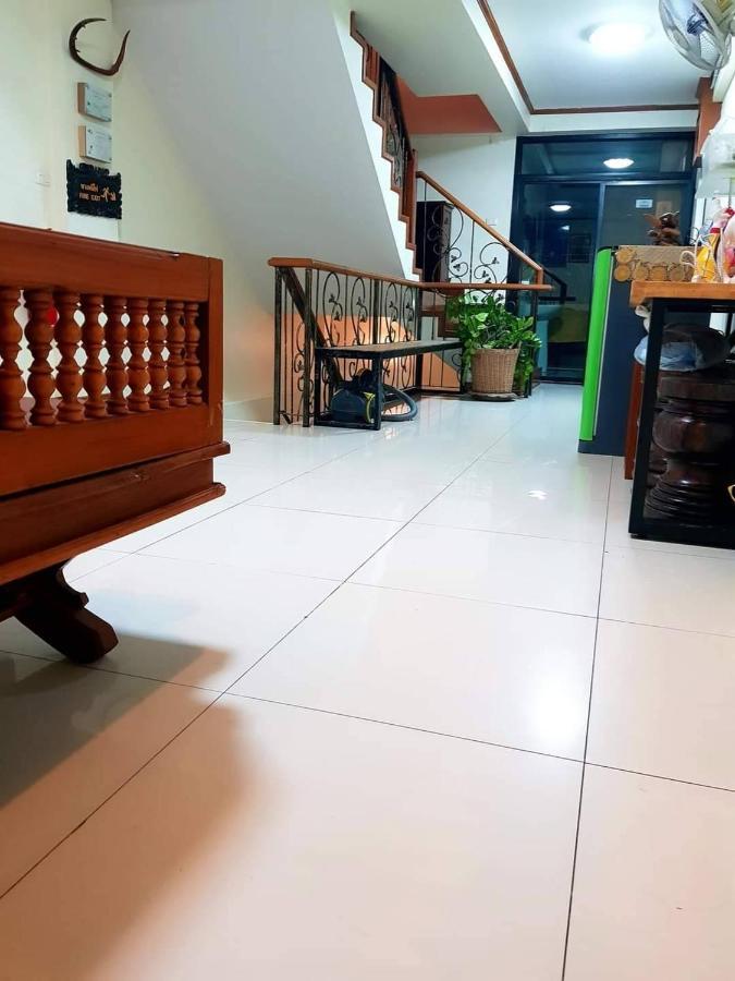 T2B Hostel شيانغ ماي المظهر الخارجي الصورة