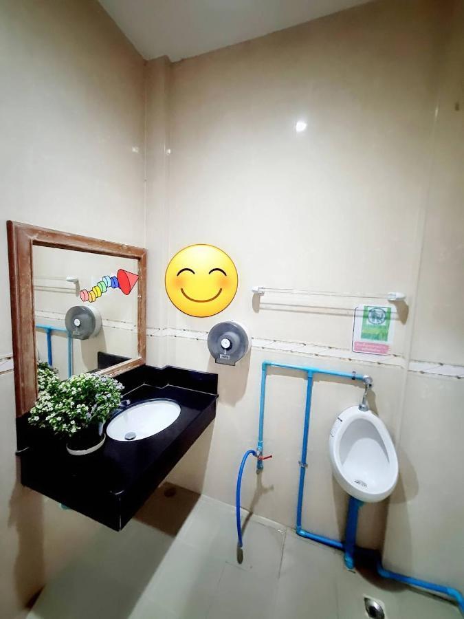 T2B Hostel شيانغ ماي المظهر الخارجي الصورة